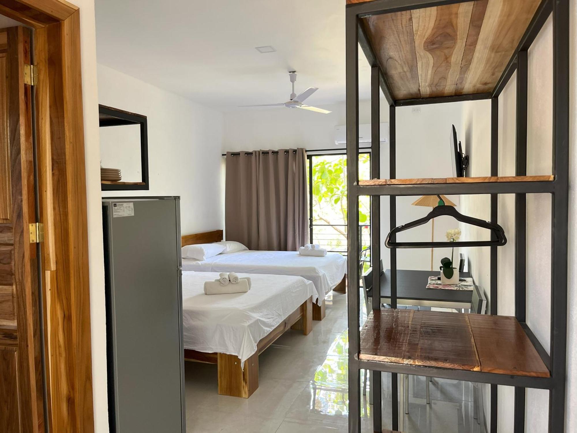 La Jungla Bed & Breakfast Puerto Carrillo Eksteriør bilde